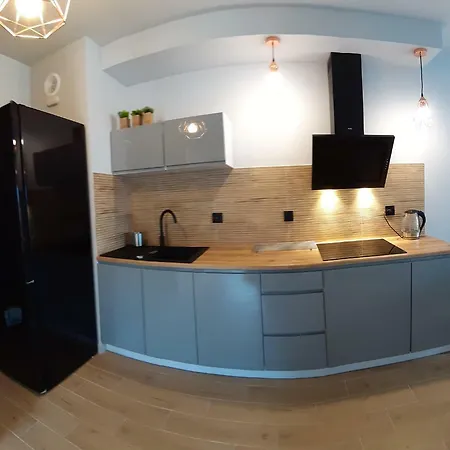 Nr 16 アパート シクラルスカ・ポレンバ